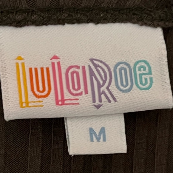 Duster 🍃🐢 - Picture 3 of 11